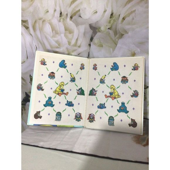 1980 Vintage Children’s Hardback Sesame Street “Spring Cleaning” Jim Henson’s - Picture 5 of 10